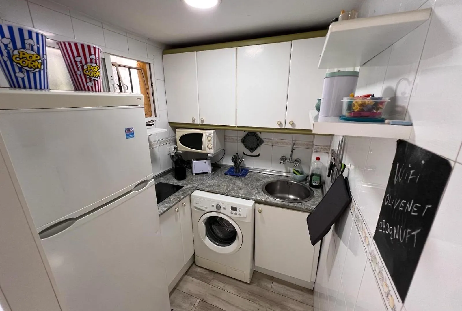 Apartamento Estudio en La Carihuela Torremolinos 0*,
